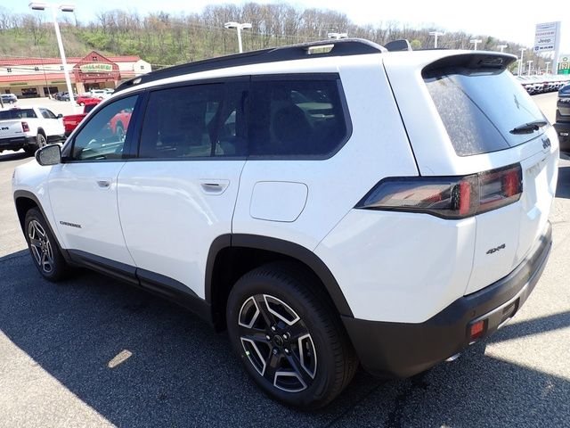 New 2026 Bright White Clear-Coat Exterior Paint Jeep Limited image 3