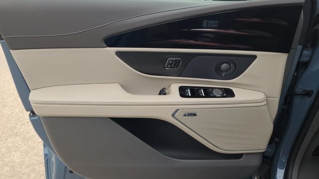 2025 Lincoln Nautilus Reserve - Photo 19