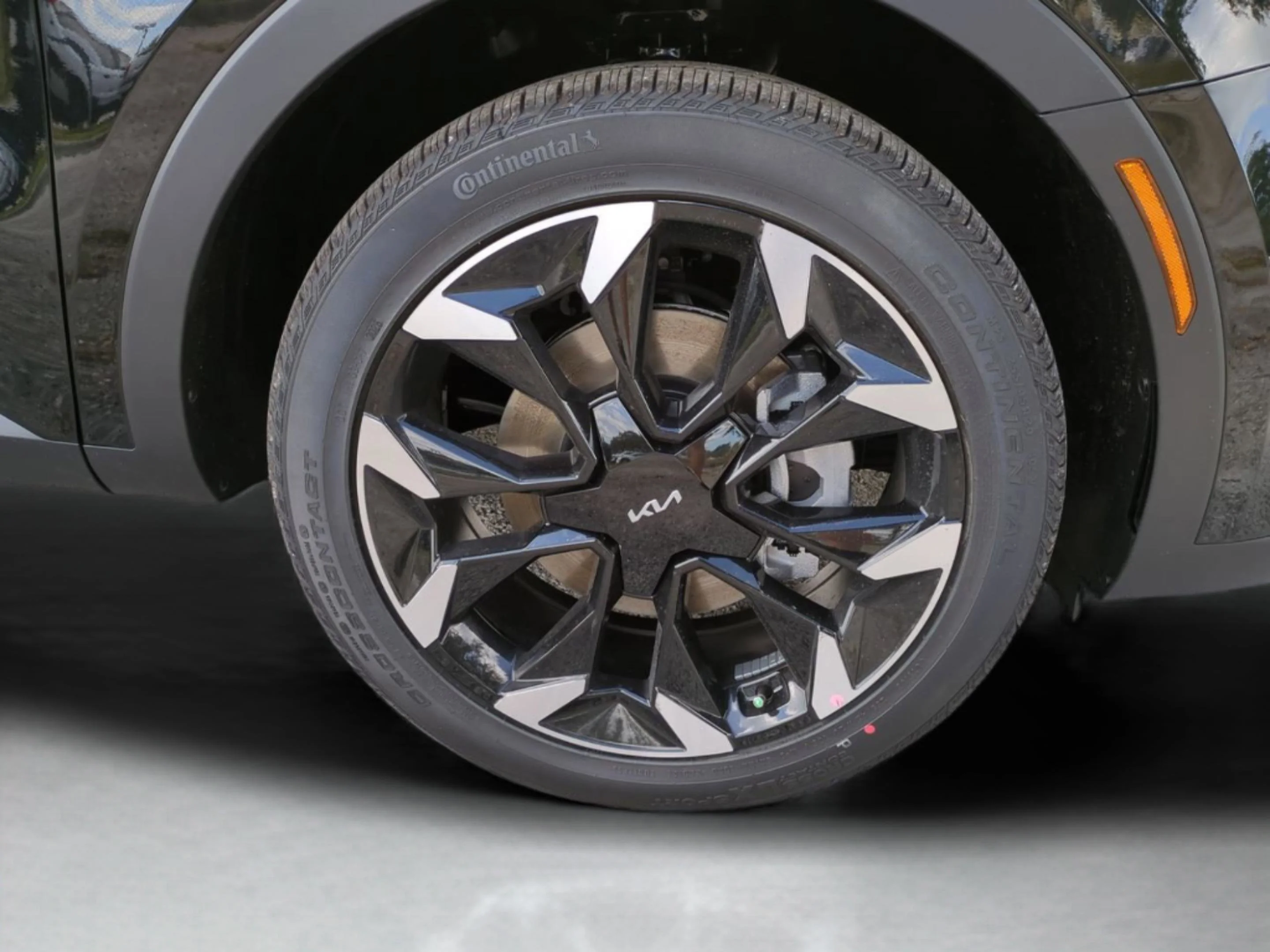 2026 Kia Sorento EX - Photo 29