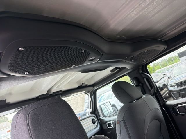 New 2026 Granite Crystal Metallic Clear-Coat Exterior Paint Jeep 85th Anniversary Edition image 11