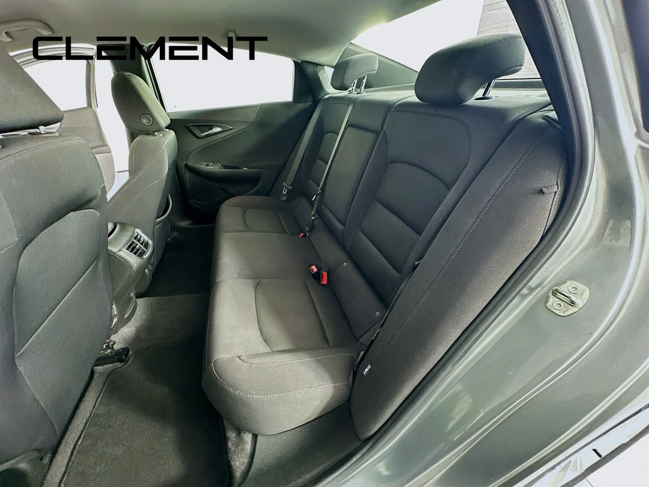 Used 2024 Sterling Gray Metallic Chevrolet LT image 31
