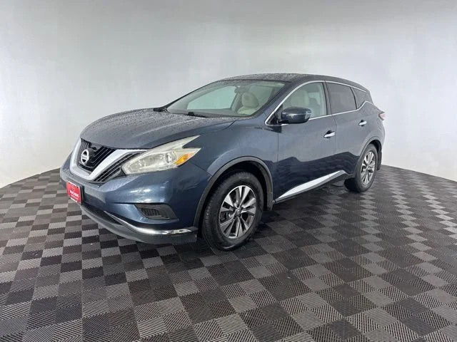 Used 2017 Blue Nissan S image 3