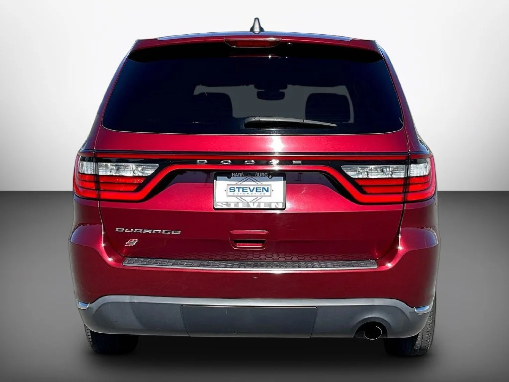 Used 2019 Redline 2 Coat Pearl Dodge SXT image 5