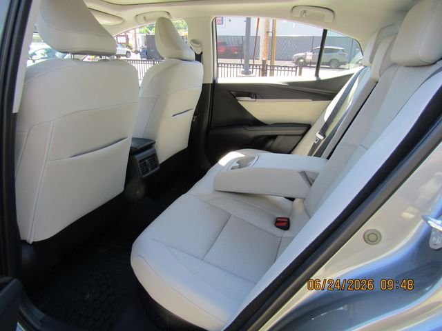 Certified Used 2025 Heavy Metal Toyota XLE image 22