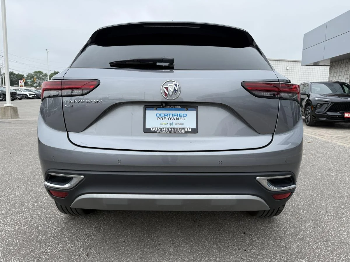 Used 2021 Grey Buick Essence Awd image 2