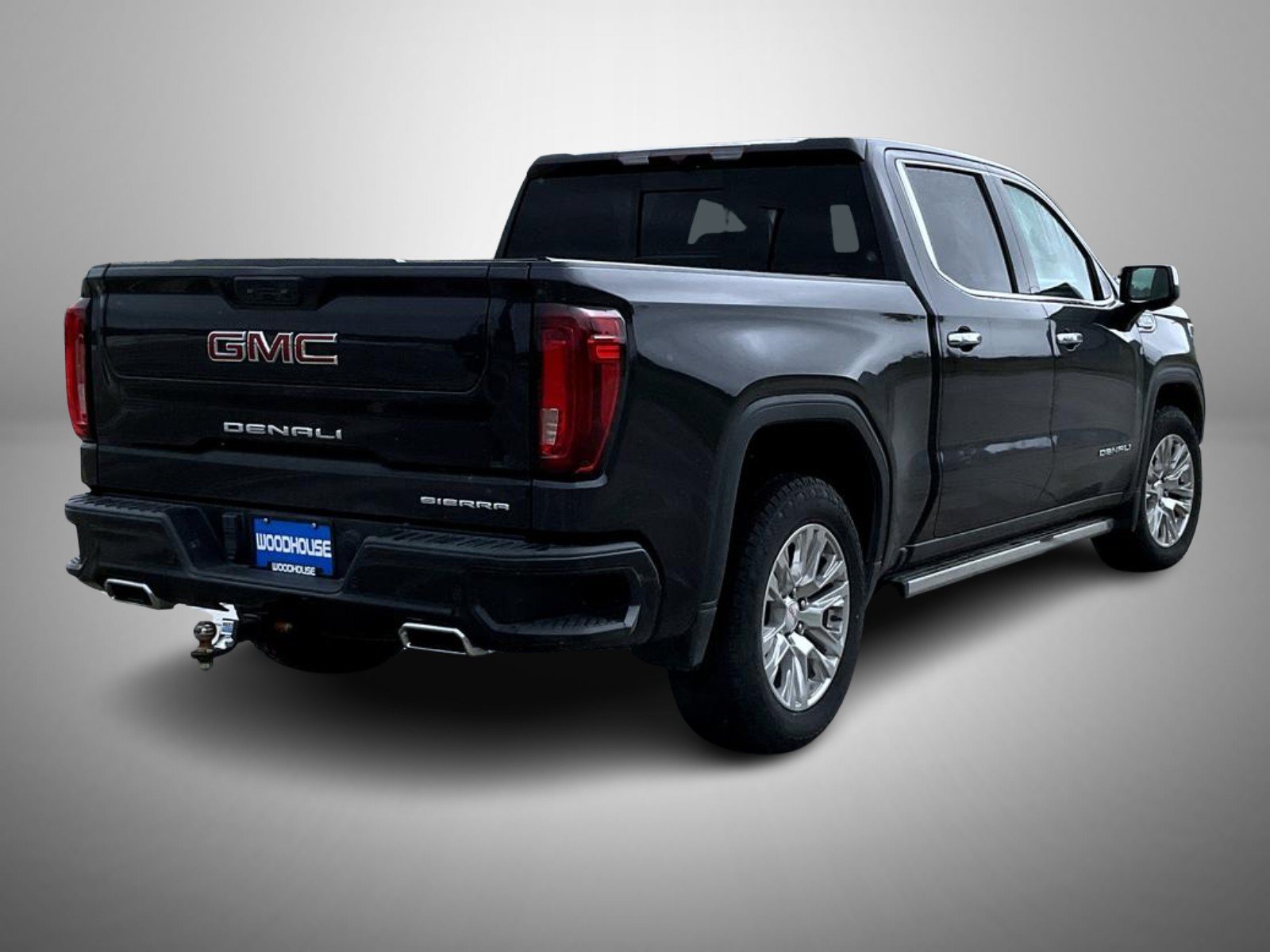 Used 2022 Silver GMC Denali image 5