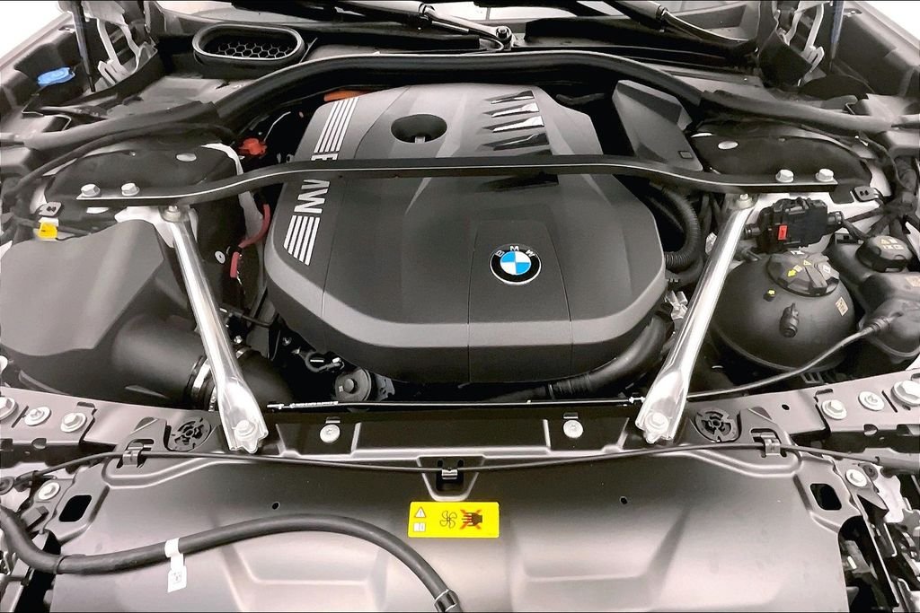 Used 2024 Mineral White Metallic BMW  image 8