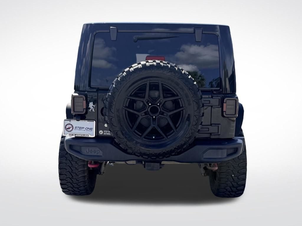 Used 2017 Black Jeep Unlimited Rubicon image 6