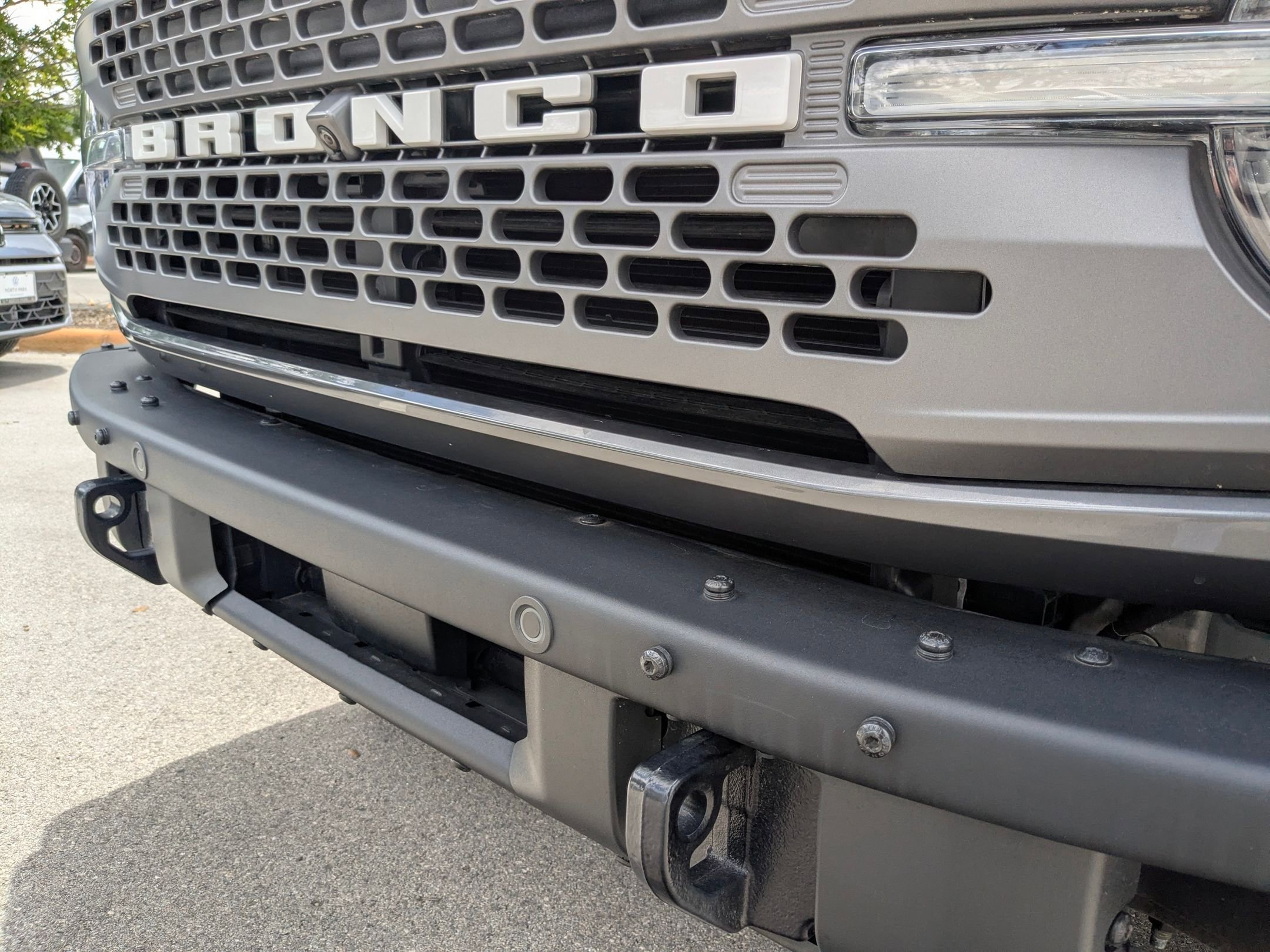 Used 2024 Gray Metallic Ford Badlands image 31