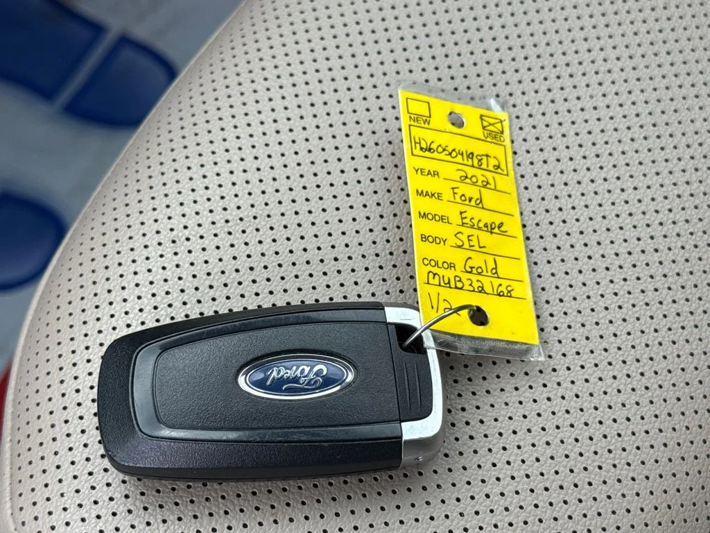 Used 2021 Gold Ford SEL image 49