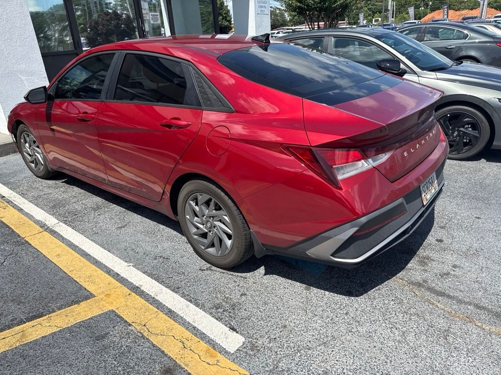 Used 2024 Hyundai Elantra SEL with VIN KMHLM4DG5RU692242 for sale in Riverdale, GA