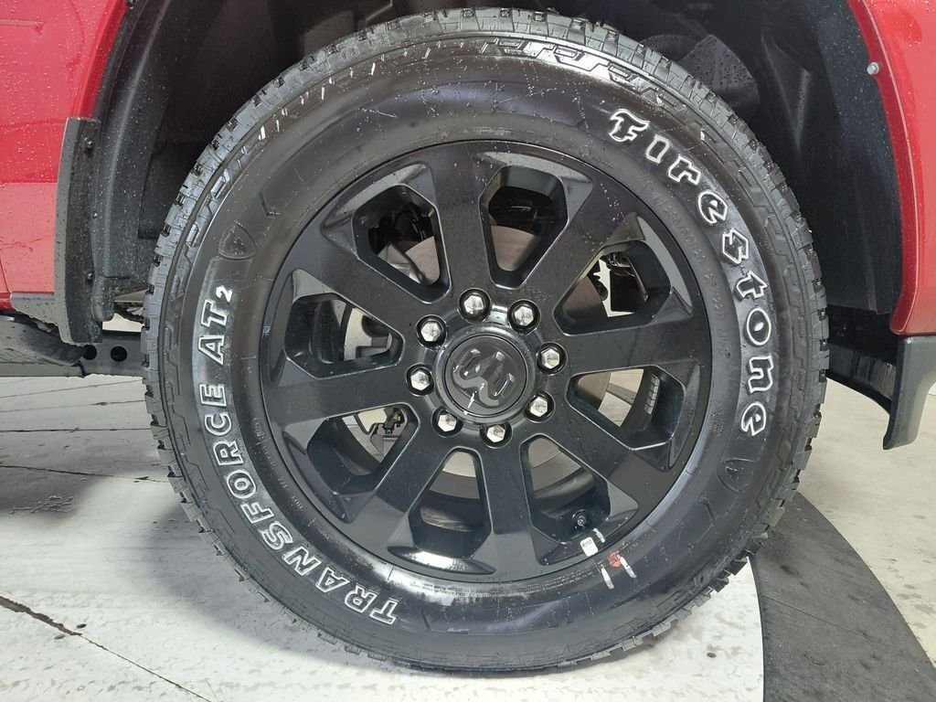 New 2026 Molten Red Pearl-Coat Exterior Paint RAM Laramie image 7