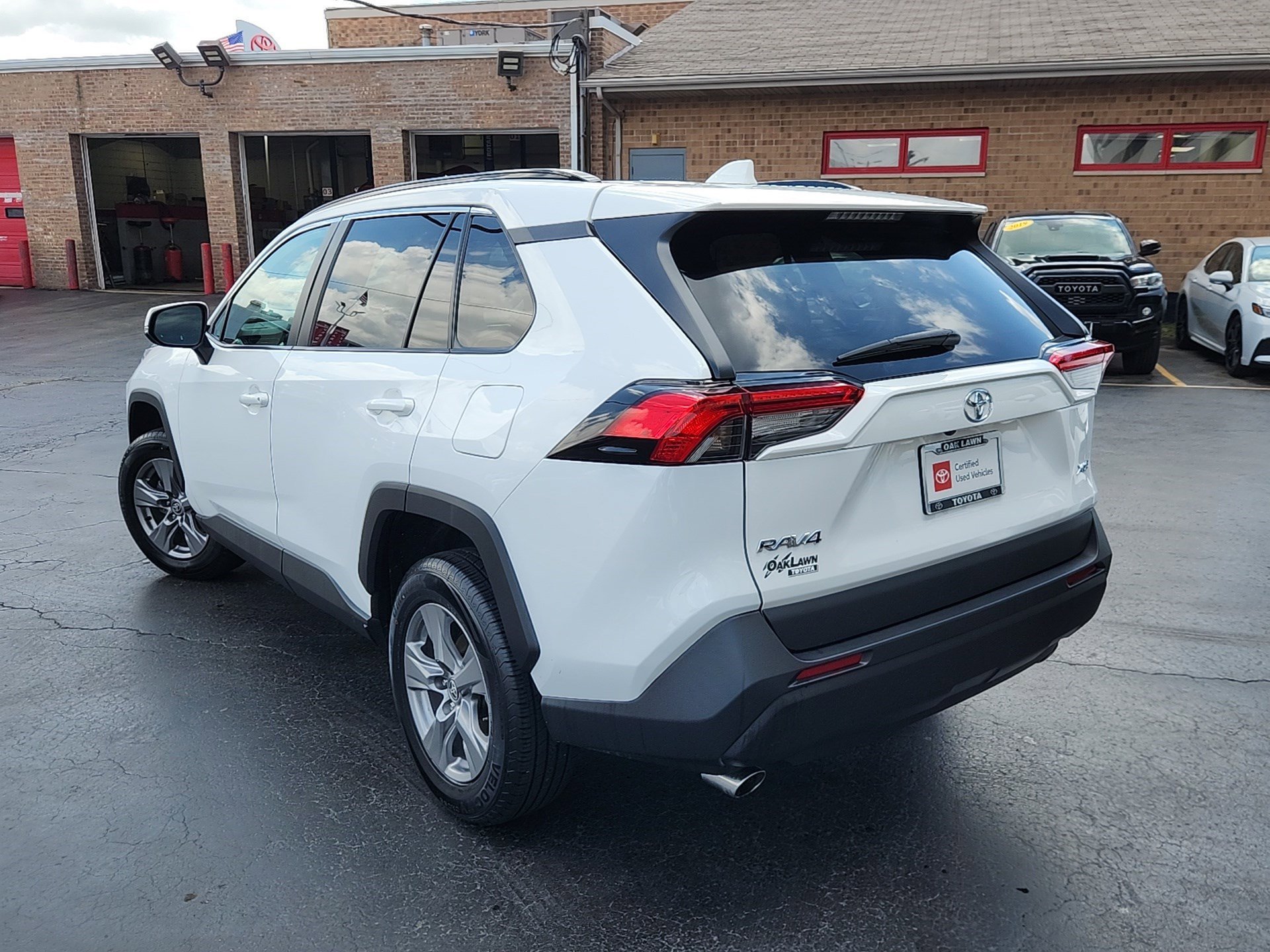 Certified Used 2024 Ice Cap Toyota XLE image 5