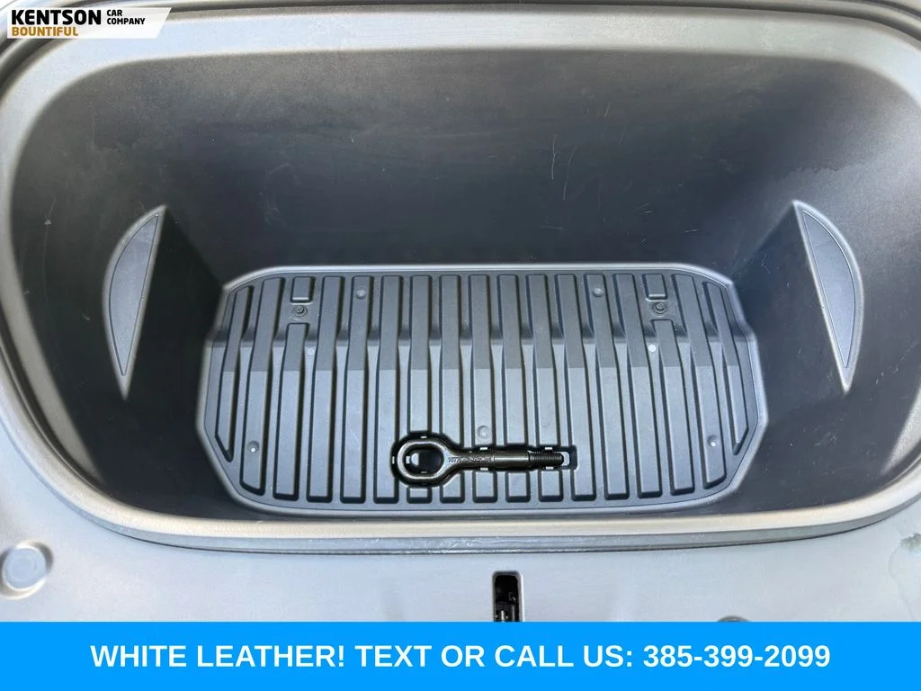 Used 2023 White Tesla Performance image 33