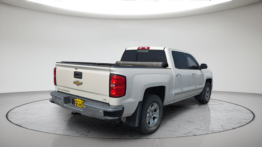 Used 2014 White Chevrolet LTZ image 7
