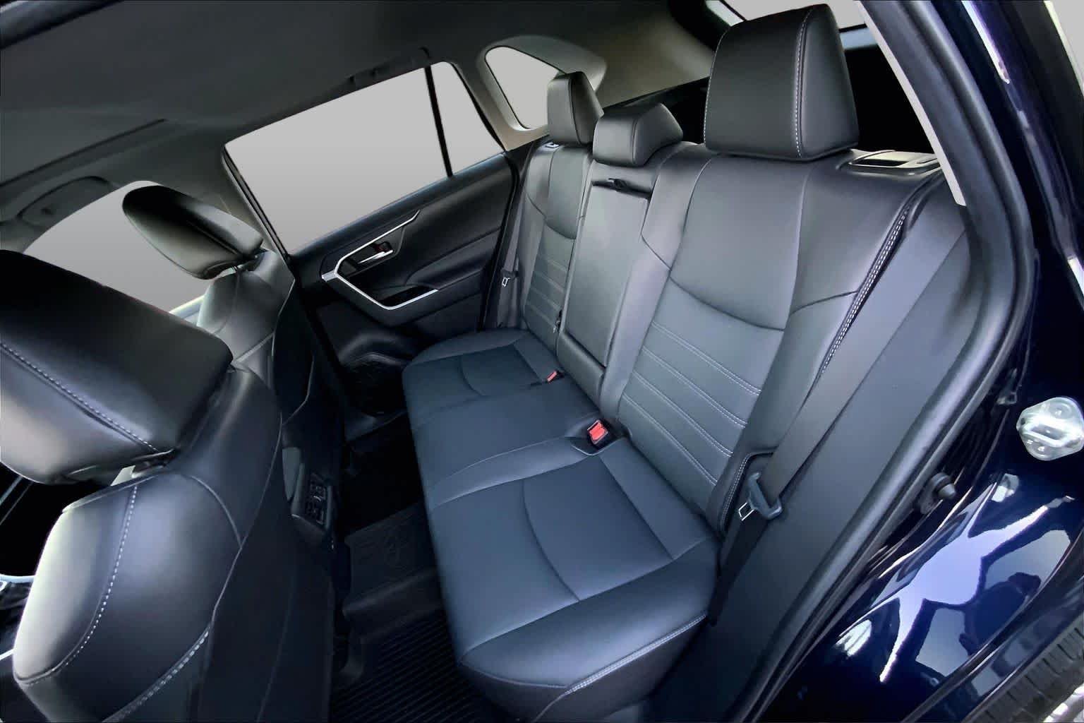 Used 2022 Blueprint Toyota XLE Premium image 17