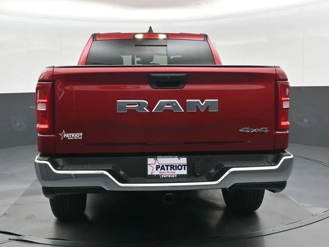 New 2026 Molten Red Pearl-Coat Exterior Paint RAM Tradesman image 22