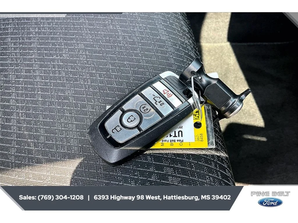 Certified Used 2023 Agate Black Metallic Ford XLT image 9