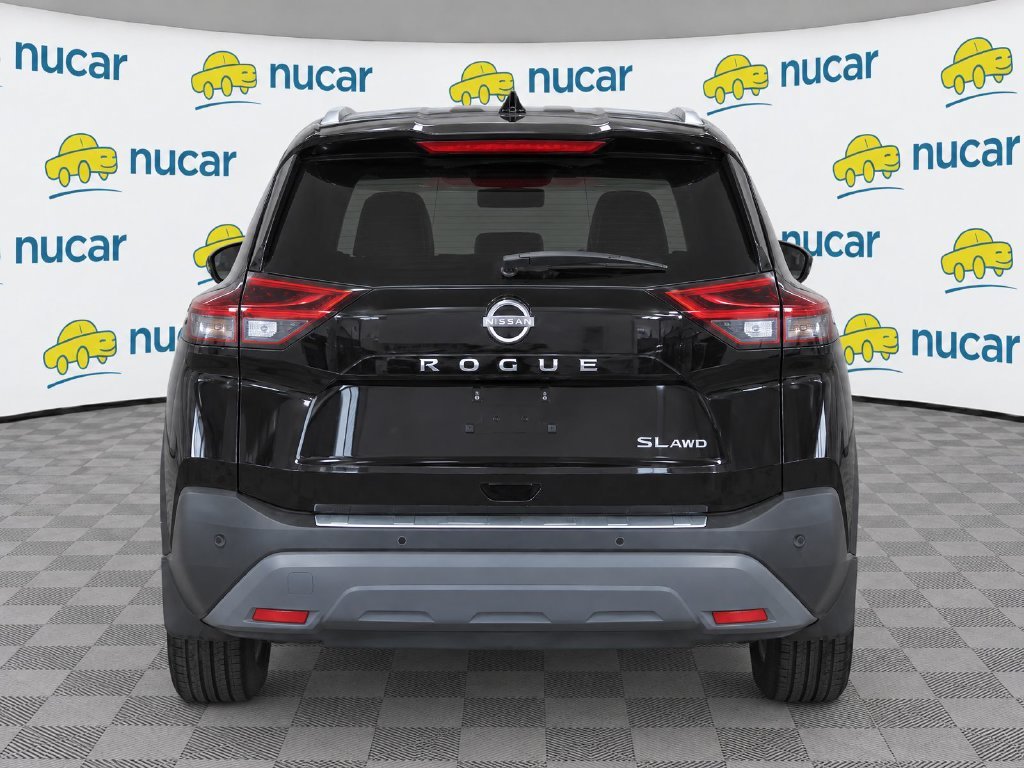 Used 2021 Black Nissan SL image 7