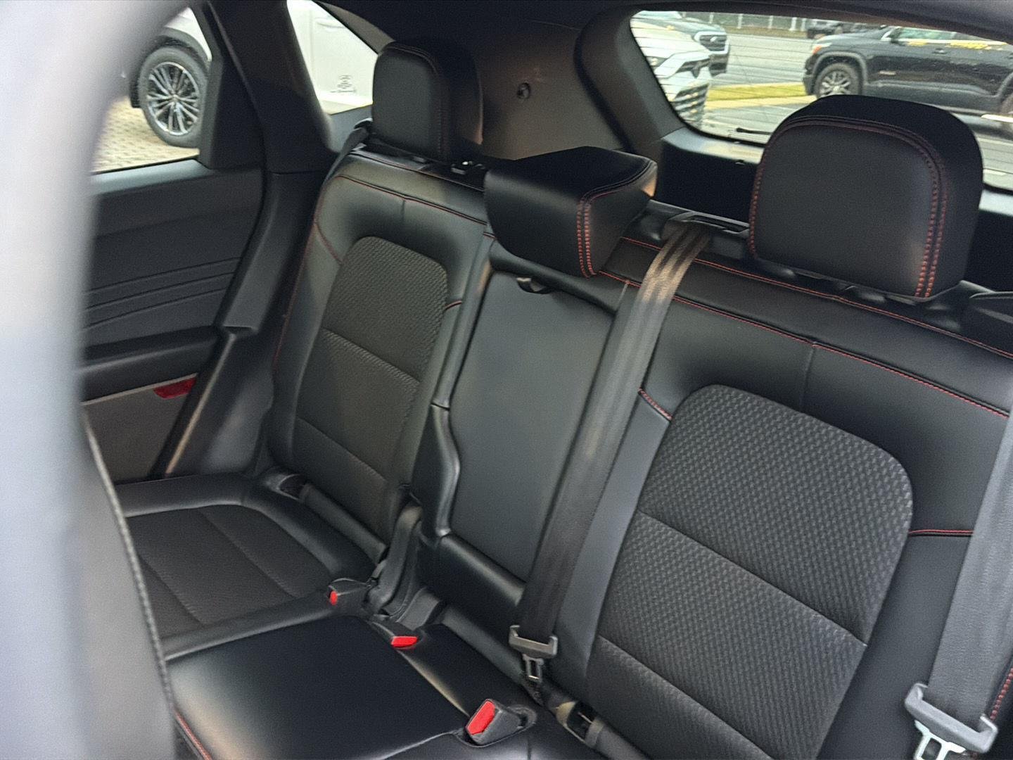 Used 2025 Carbonized Gray Ford ST-Line image 29
