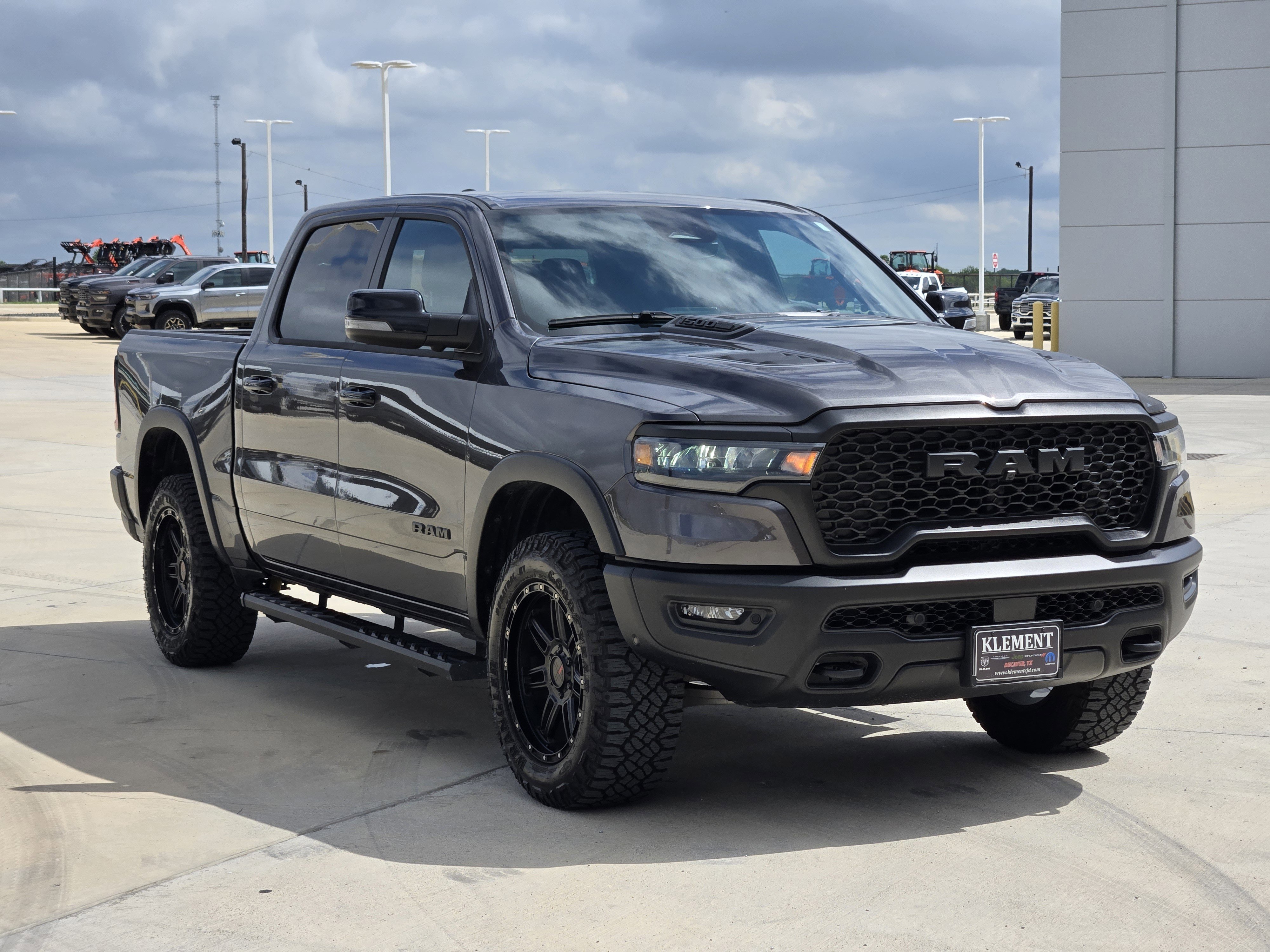 Certified Used 2025 Granite Crystal Metallic Clearcoat Ram Rebel image 4