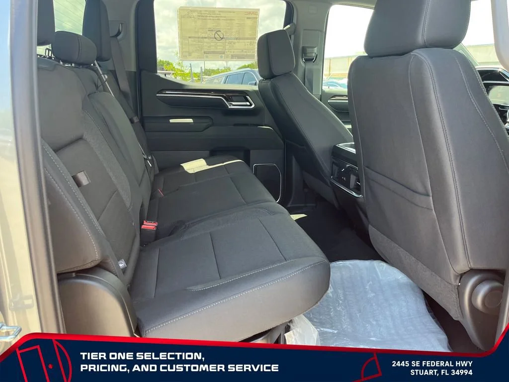New 2026 Sterling Metallic GMC Elevation image 17