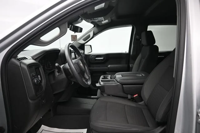 Used 2022 SILVER ICE METALLIC Chevrolet Custom image 10