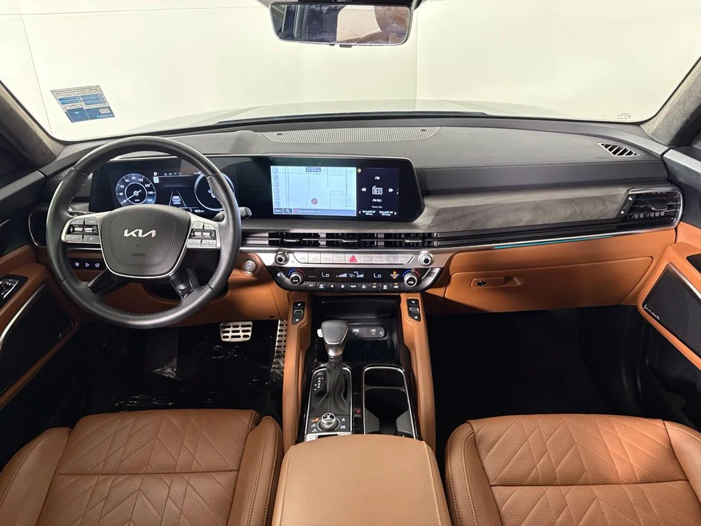 Used 2025 Black Kia SX-Prestige X-Pro image 44