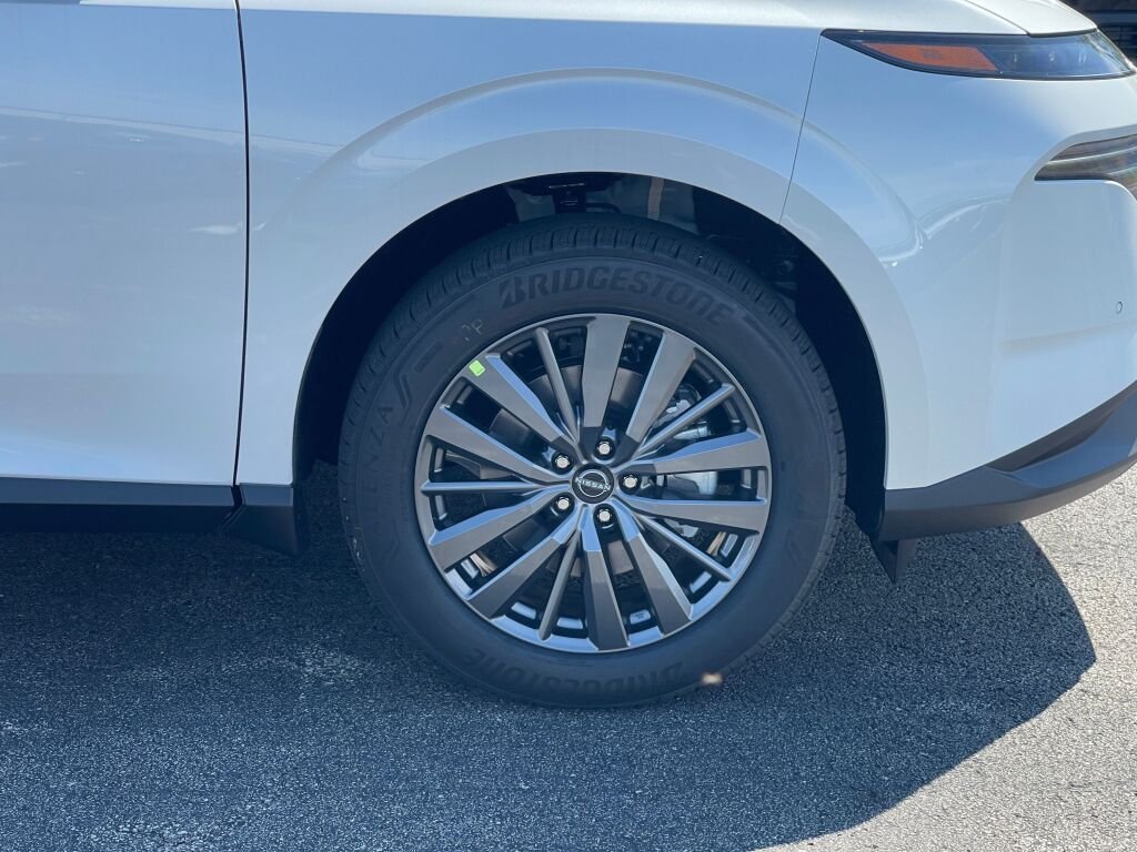 New 2026 Everest White Pearl Tricoat Nissan SL image 25