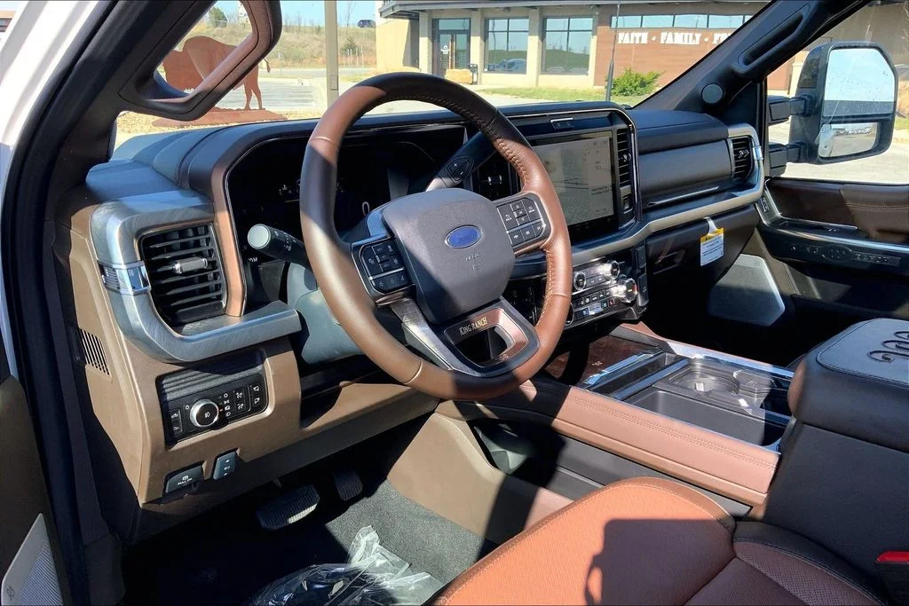 New 2026 Star White Metallic Tri-Coat Ford King Ranch image 6
