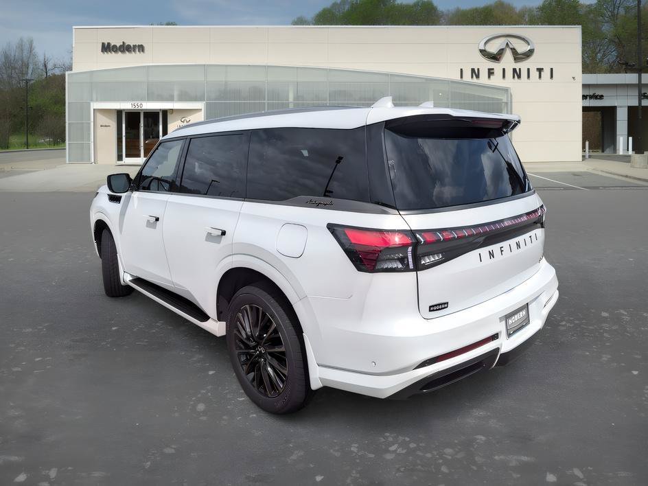 New 2027 Radiant White INFINITI AUTOGRAPH image 6