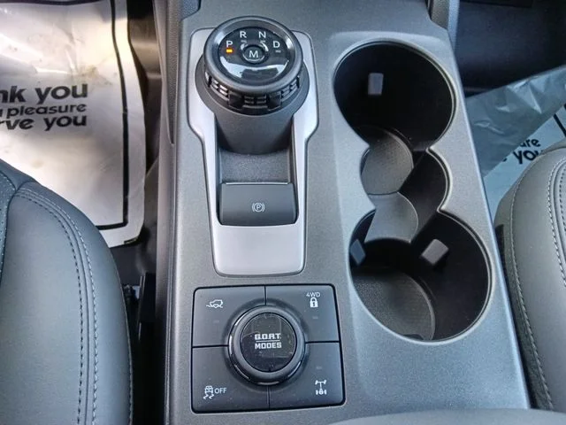 New 2026 Oxford White Ford Badlands® image 24