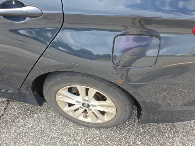 Used 2014 Blue Hyundai GLS image 8