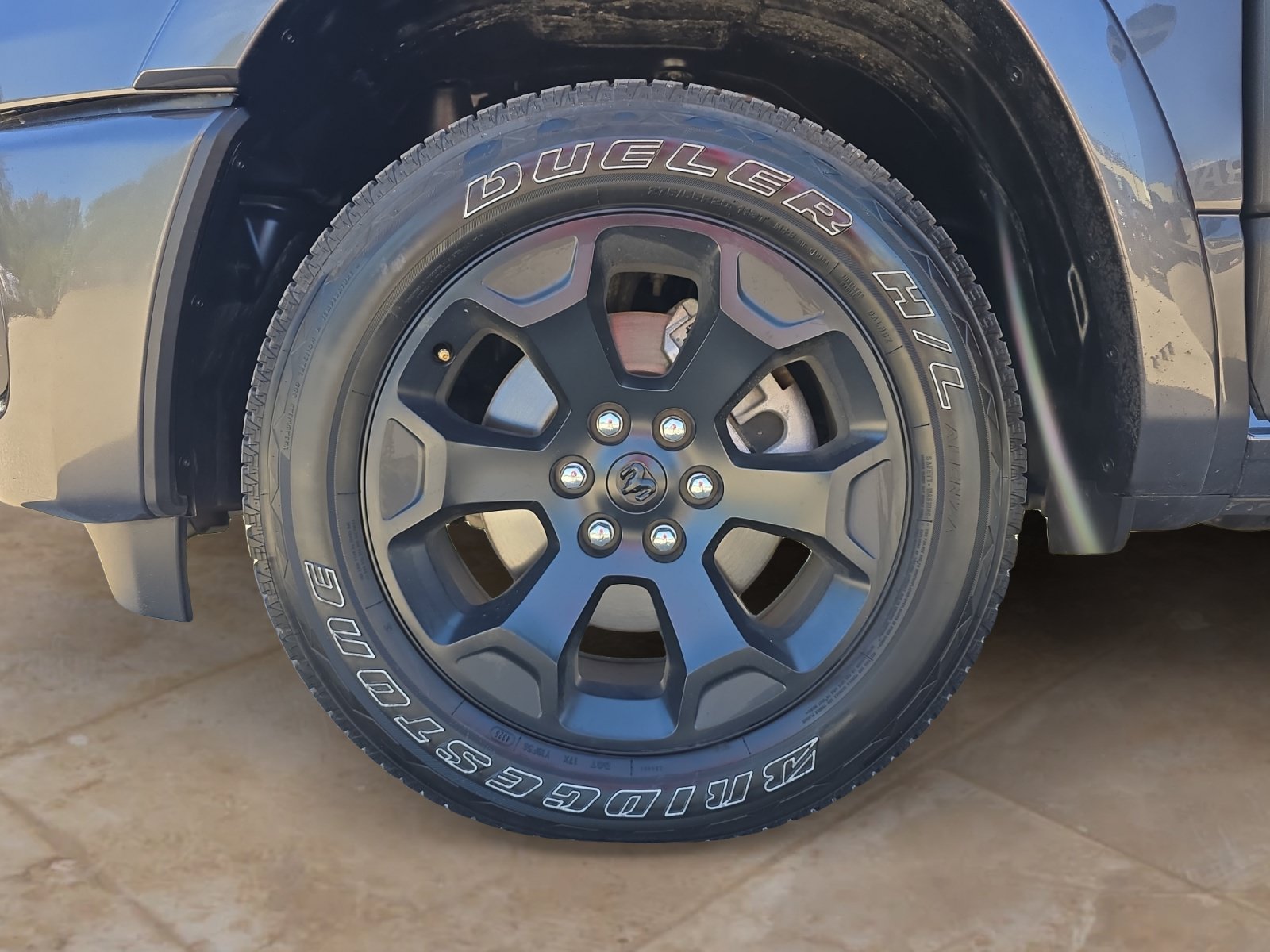 New 2026 Granite Crystal Metallic Clearcoat RAM Lone Star image 29
