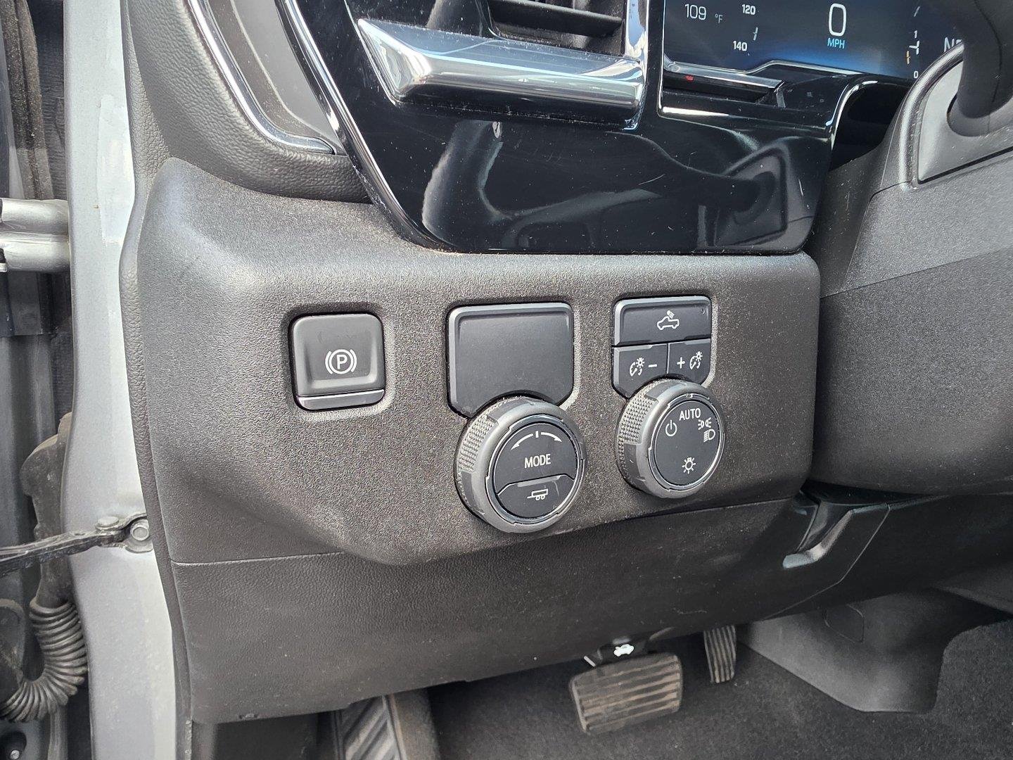 Used 2025 Sterling Gray Metallic Chevrolet LT image 23