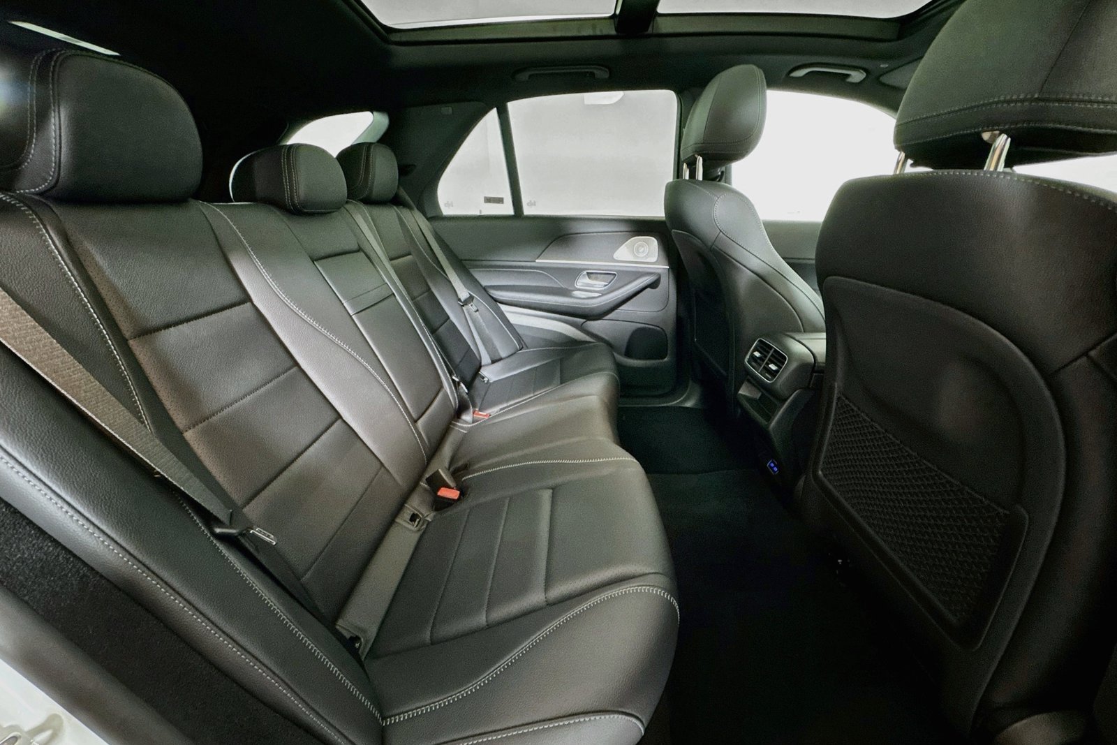 New 2027 Polar White Mercedes-Benz GLE 450 image 24