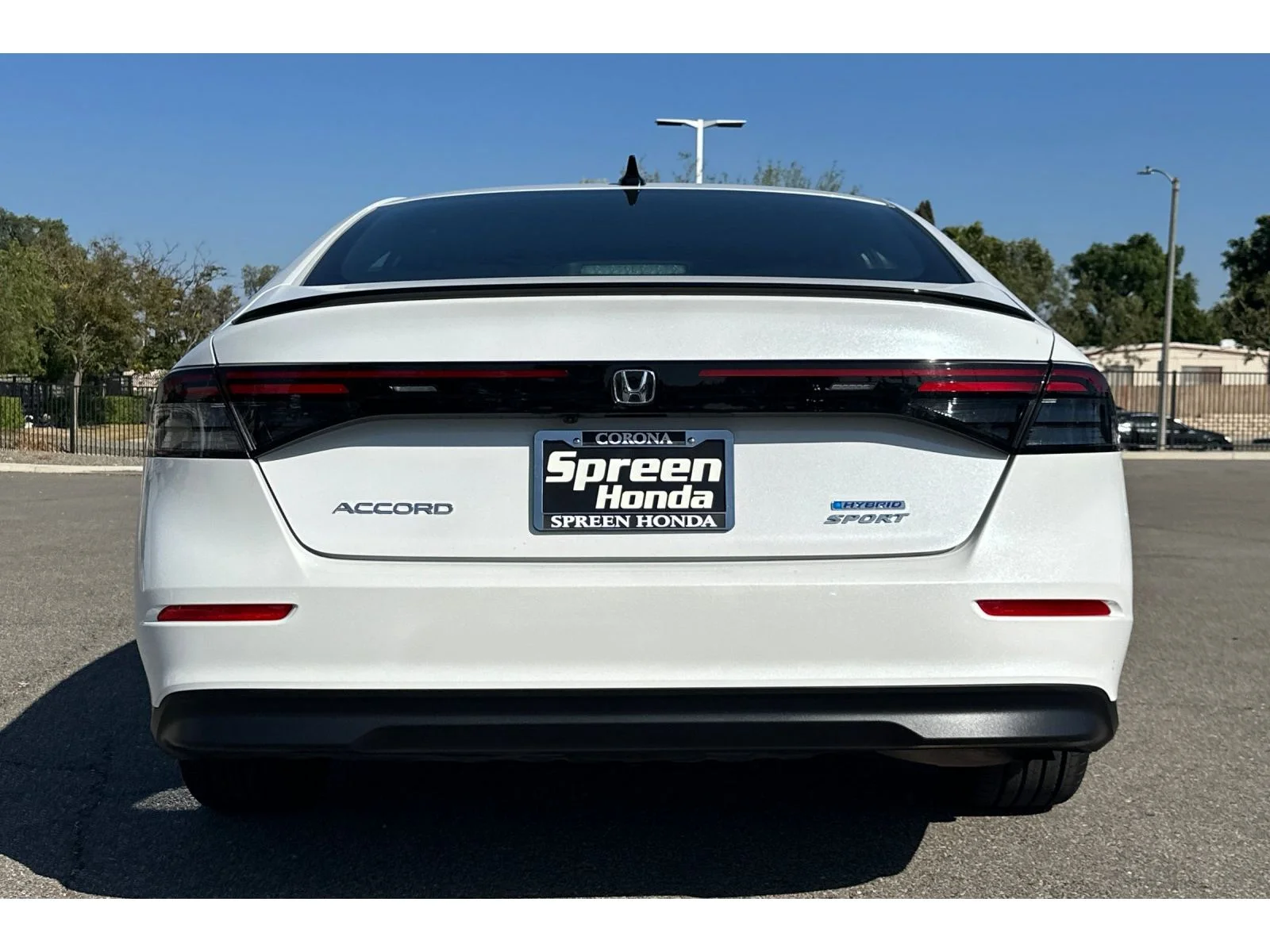 Used 2025 Platinum White Pearl Honda Sport image 4
