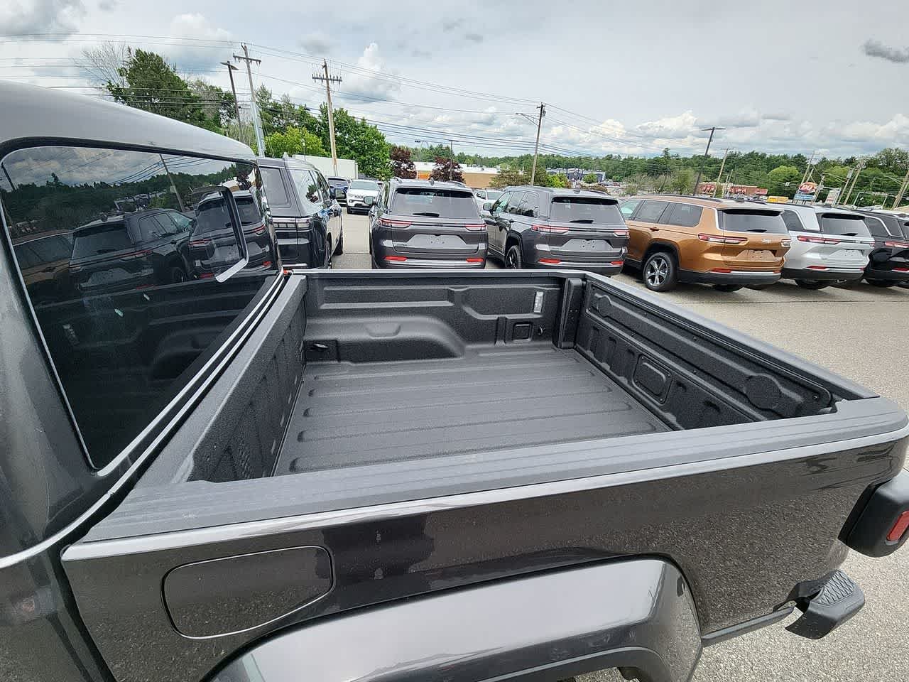 2026 Jeep Gladiator 85th Anniversary Edition - Photo 15