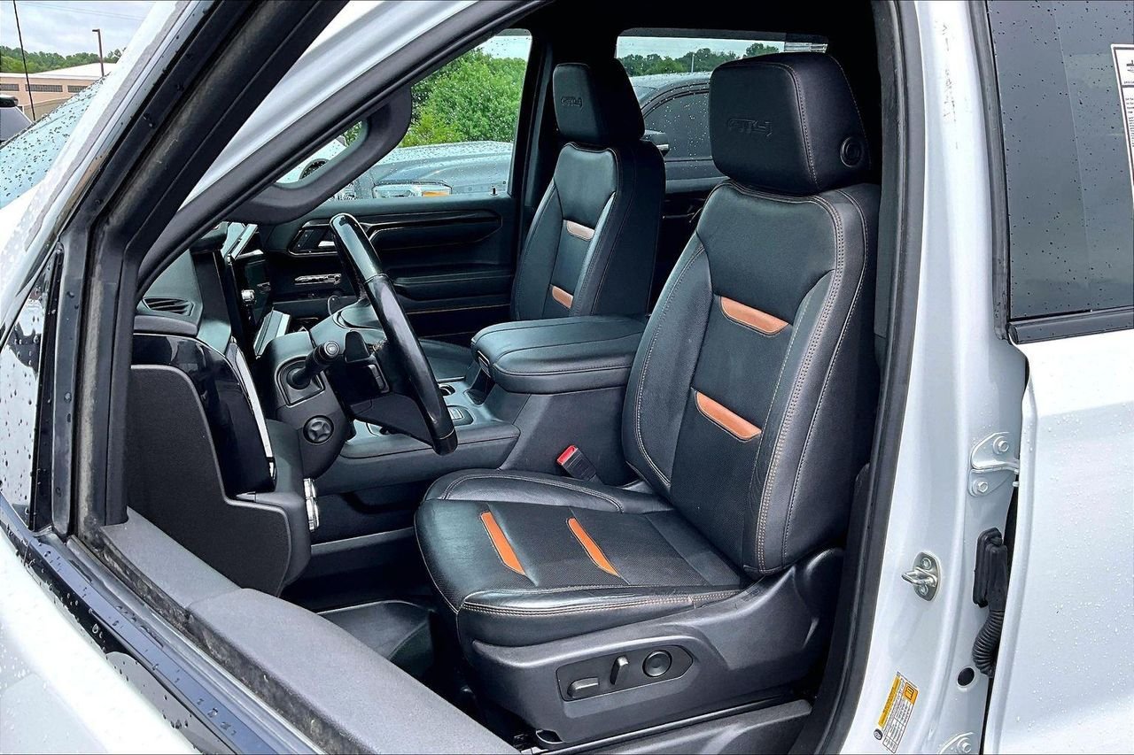 Used 2023 Summit White GMC AT4 image 24