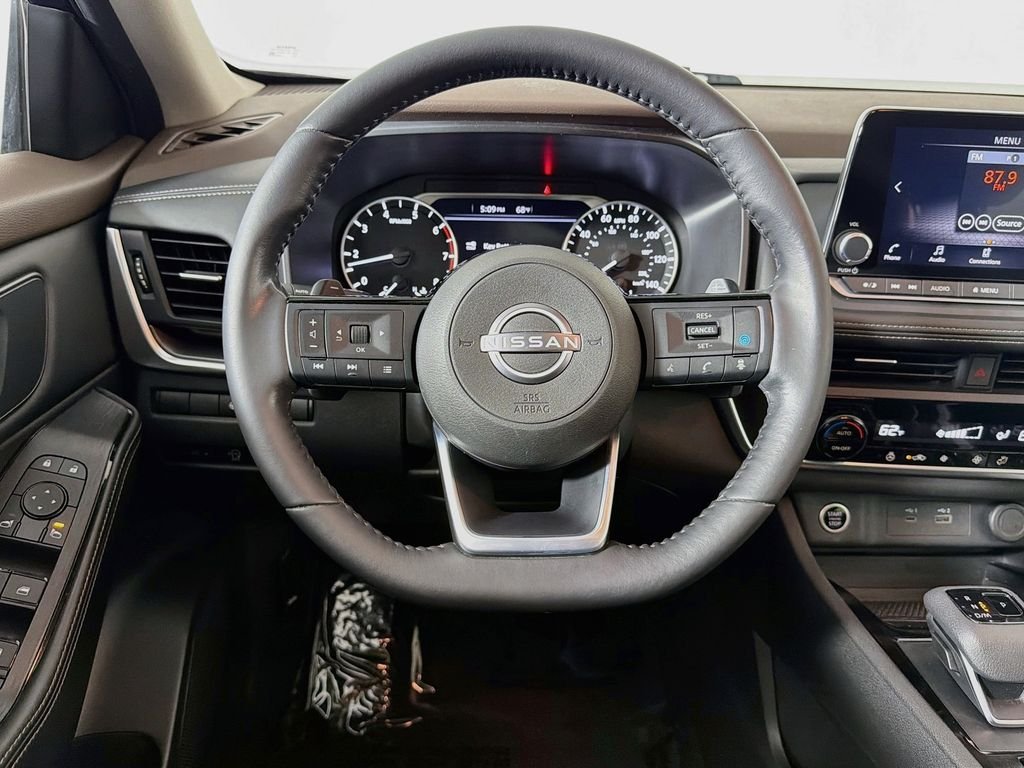 Used 2023 Caspian Blue Metallic Nissan SV image 11