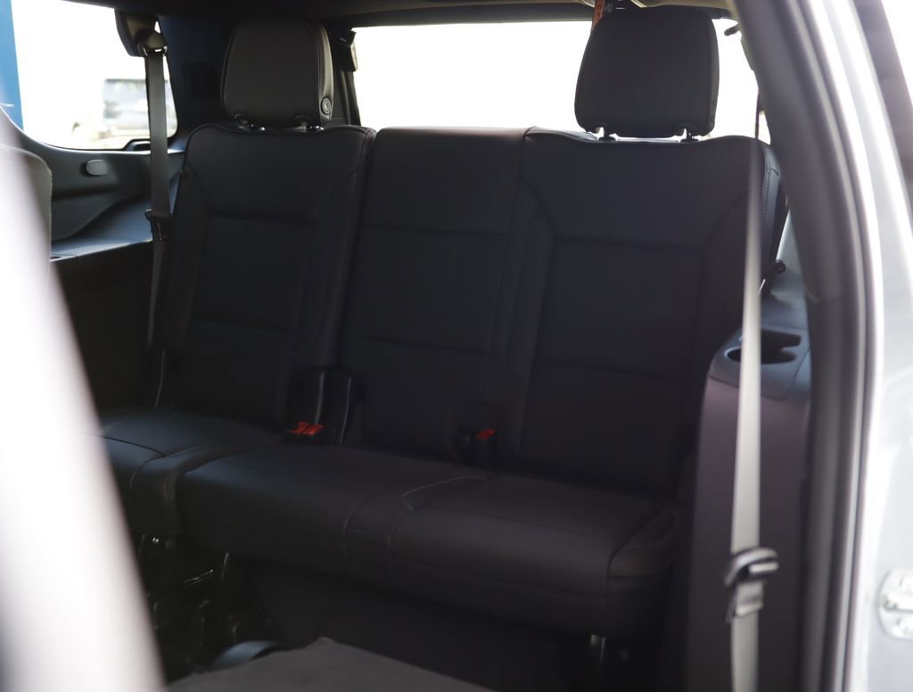 2026 GMC Yukon Denali - Photo 33