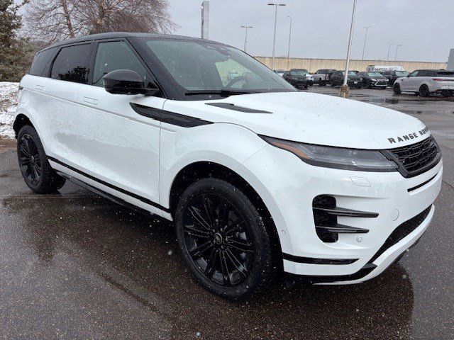 New 2026 Fuji White LAND ROVER Dynamic SE image 3
