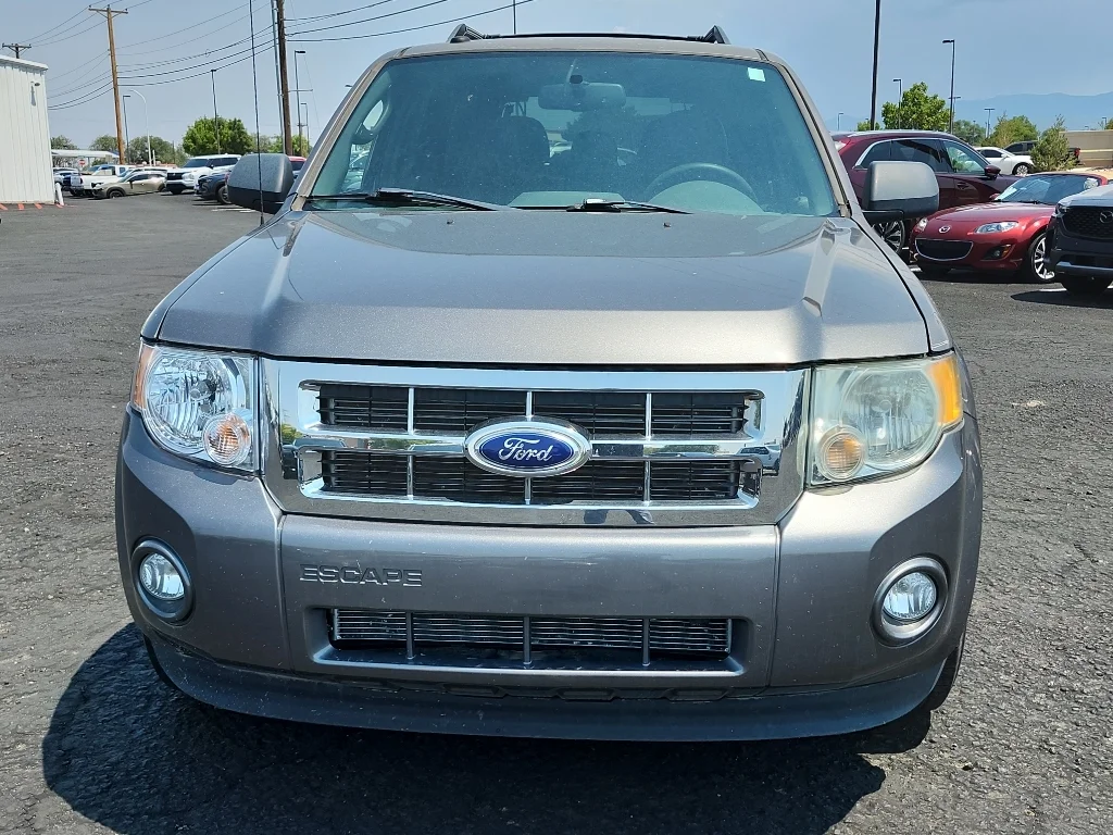 Used 2011 Sterling Gray Metallic Ford XLT image 2