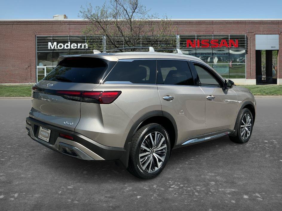 Used 2025 Warm Titanium INFINITI SENSORY image 4