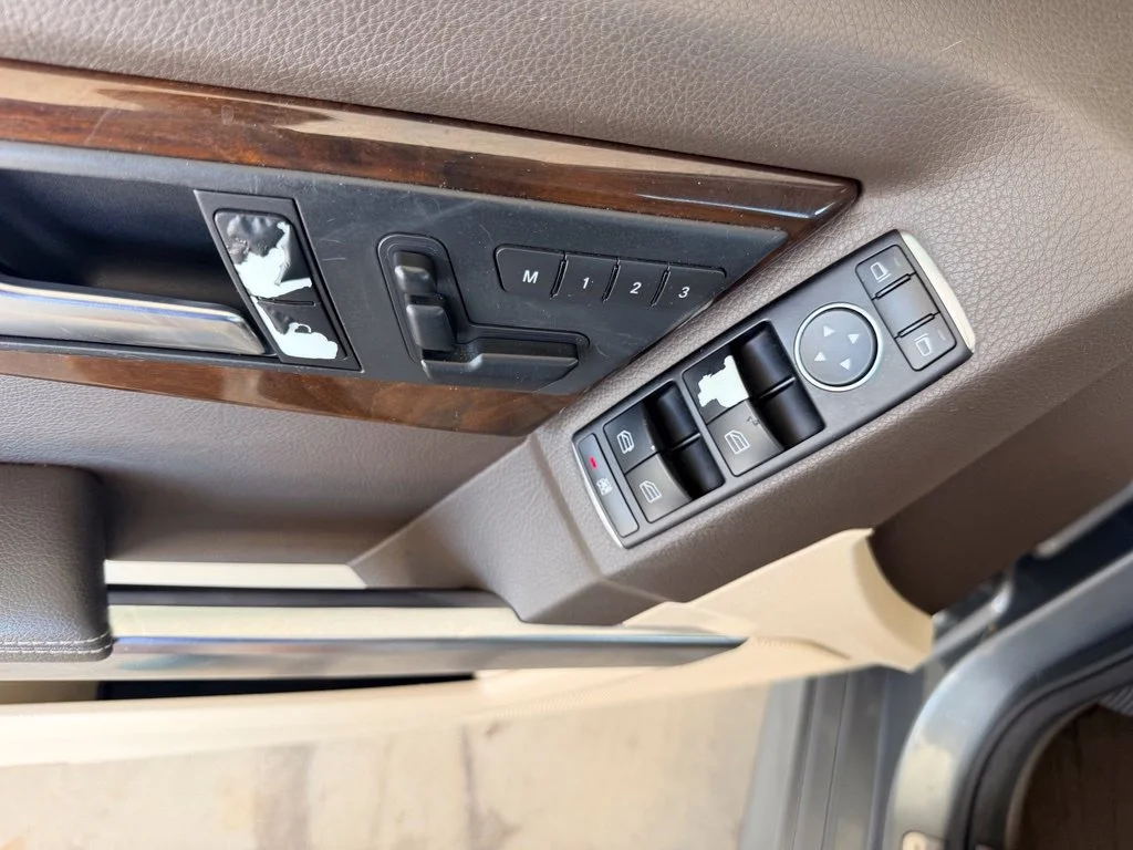 Used 2013 Silver Mercedes-Benz GLK 350 image 11