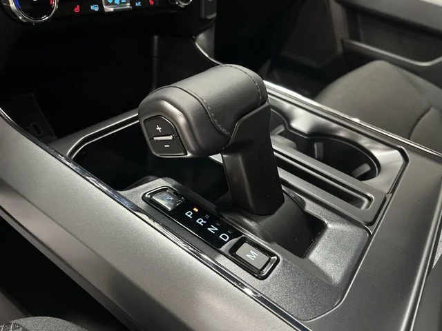 New 2026 Agate Black Metallic Ford XLT image 21