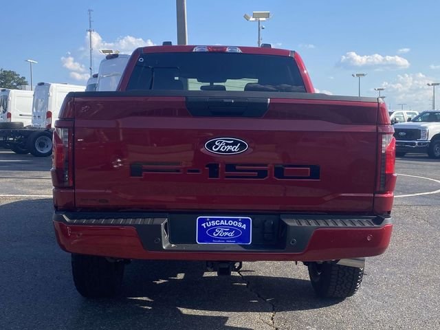 New 2026 Ruby Red Metallic Tinted Clearcoat Ford XLT image 4
