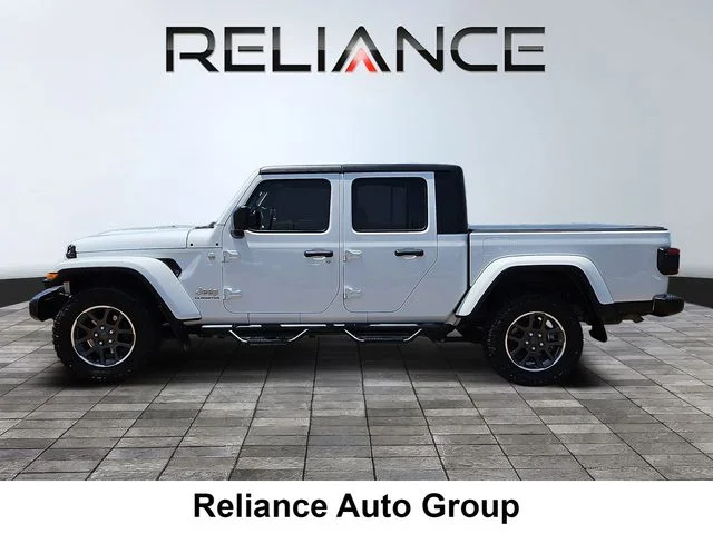 Used 2020 White Jeep Overland image 4