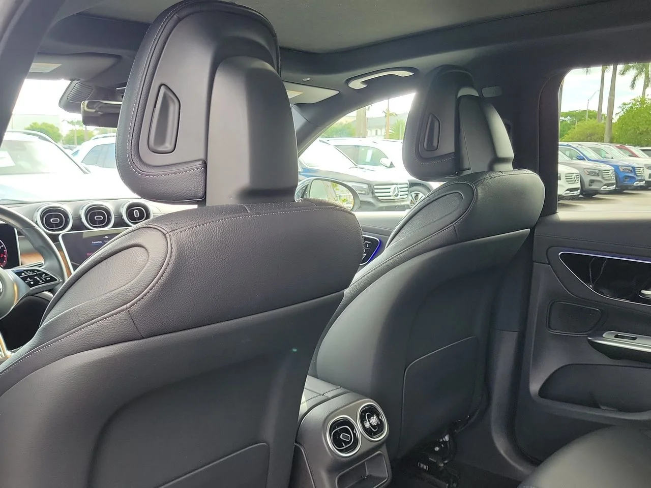 Certified Used 2025 Black Mercedes-Benz GLC 300 image 12