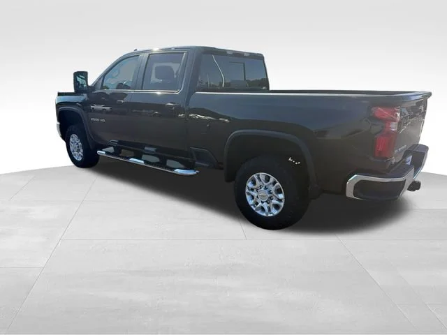 Used 2024 Black Chevrolet LT image 3